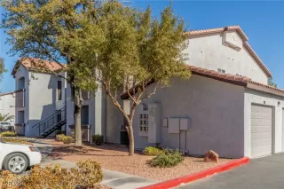 Photo #4: 2651090 Listing 