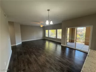 Photo #5: 2651135 Listing 