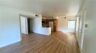 Photo #2: 2651136 Listing 