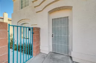 Photo #2: 2651166 Listing