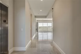 Photo #4: 2651196 Listing