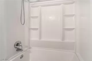 Photo #4: 2651224 Listing