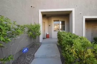 Photo #2: 2651243 Listing 