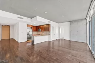 Photo #2: 2651264 Listing 