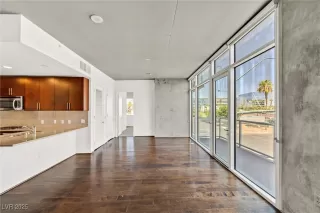 Photo #3: 2651264 Listing 