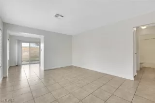 Photo #3: 2651303 Listing 