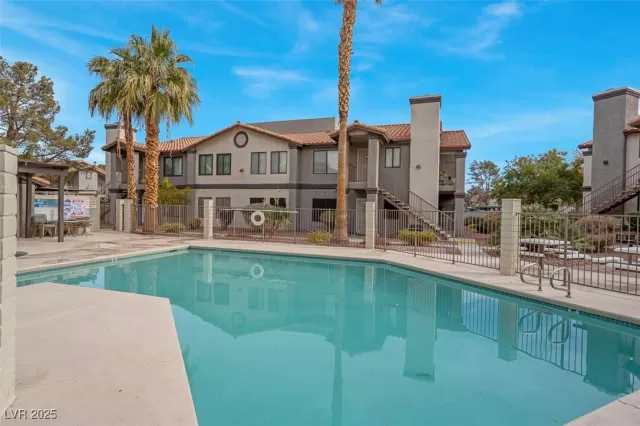 MLS: 2651306 Condo For Sale