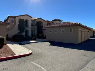 Photo #1: 2651312 Listing 