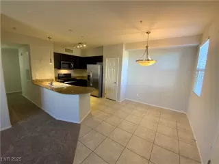 Photo #5: 2651312 Listing 