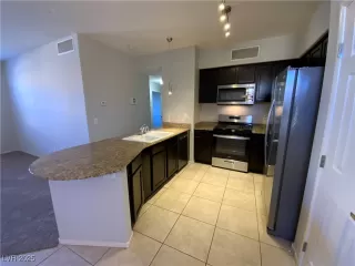 Photo #6: 2651312 Listing 