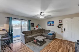 Photo #4: 2651321 Listing