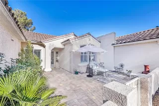 Photo #2: 2651328 Listing