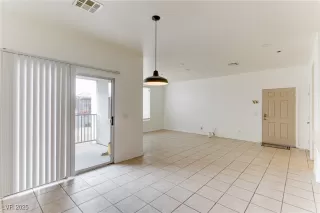 Photo #2: 2651373 Listing 