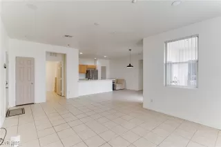 Photo #4: 2651373 Listing 