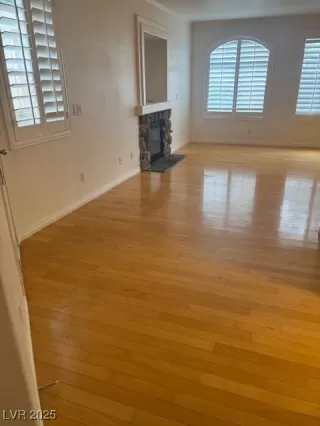 Photo #1: 2651382 Listing 