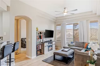 Photo #5: 2651394 Listing