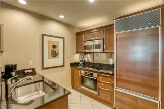 Photo #4: 2651397 Listing