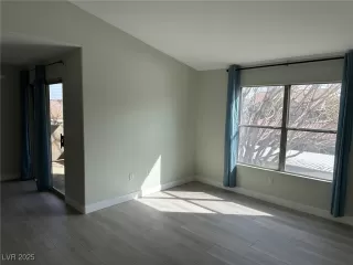 Photo #1: 2651401 Listing 