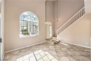 Photo #2: 2651446 Listing