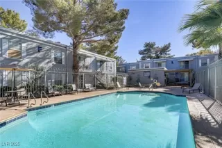 Photo #1: 2651466 Listing 