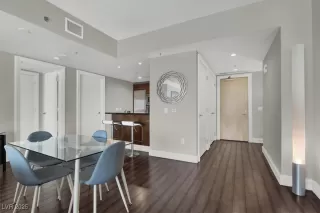 Photo #5: 2651539 Listing