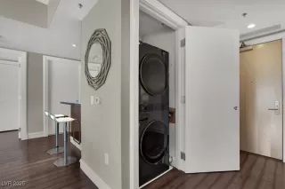 Photo #6: 2651539 Listing