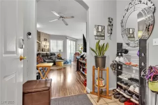 Photo #5: 2651568 Listing