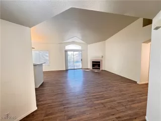 Photo #3: 2651573 Listing 
