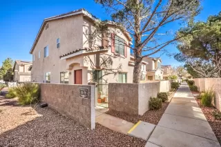 Photo #1: 2651586 Listing 