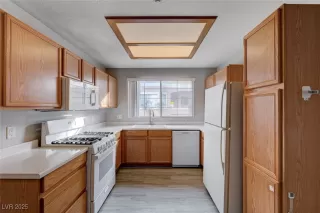 Photo #2: 2651615 Listing 