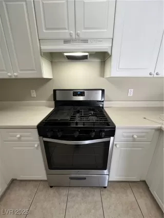 Photo #6: 2651666 Listing 