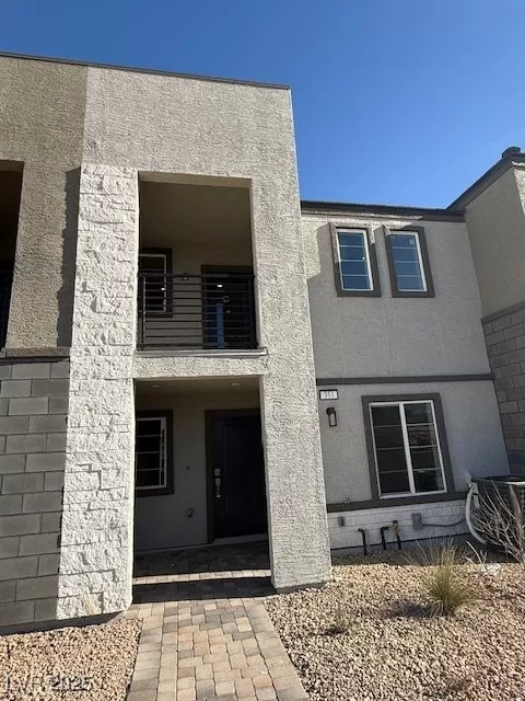 MLS: 2651667 Condo For Sale