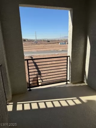 Photo #6: 2651667 Listing