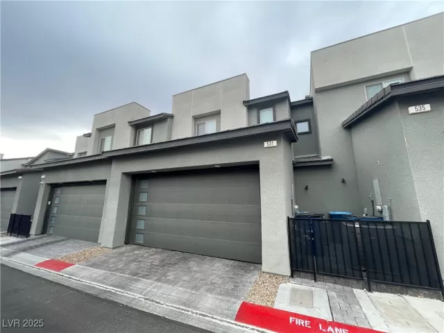 MLS: 2651715 Condo For Sale