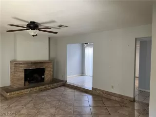 Photo #4: 2651731 Listing