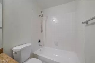 Photo #3: 2651732 Listing 