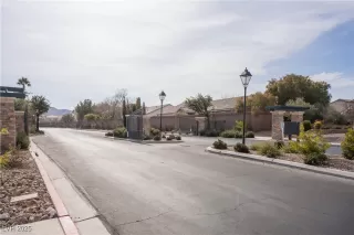 Photo #4: 2651734 Listing