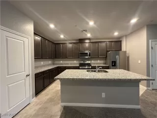 Photo #6: 2651782 Listing 