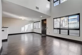 Photo #6: 2651794 Listing