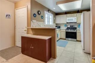 Photo #5: 2651802 Listing 