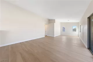 Photo #2: 2651807 Listing