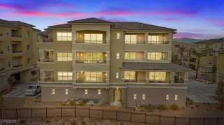 Photo #1: 2651808 Listing