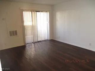 Photo #2: 2651845 Listing 