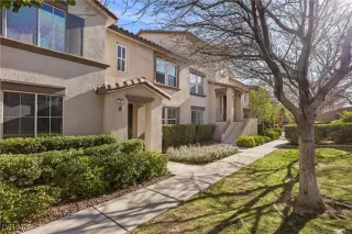 Photo #2: 2651847 Listing 