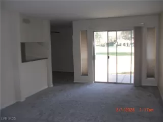 Photo #5: 2651862 Listing 