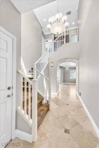 Photo #5: 2651883 Listing