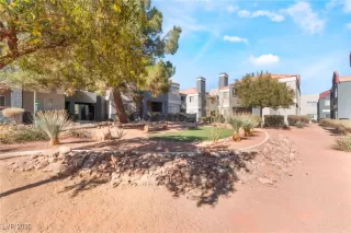 Photo #2: 2651903 Listing 