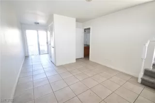 Photo #1: 2651957 Listing 
