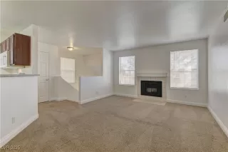 Photo #3: 2651963 Listing