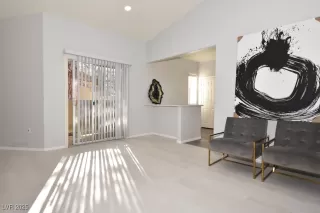 Photo #2: 2651975 Listing 